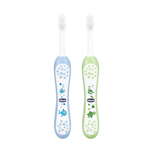 Chicco Baby Toothbrush for Infants (6m-36m), Set of 2 | Extra Soft Tapered Bristles ideal for Milk Teeth | BPA Free (Blue, Green)